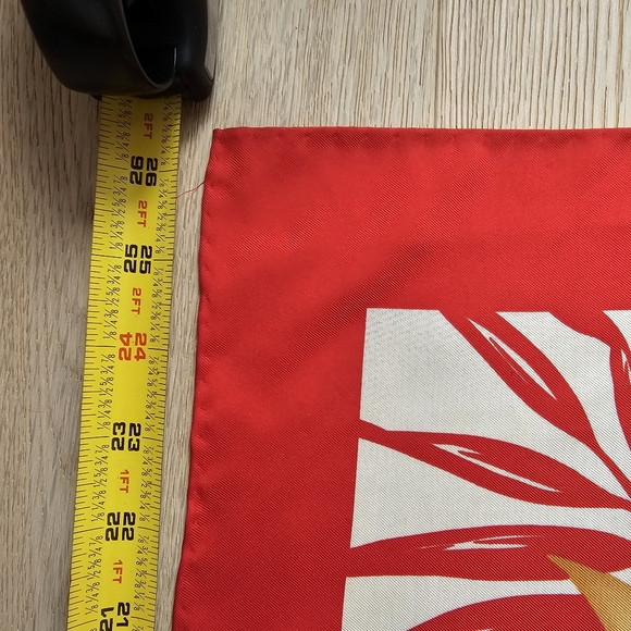 Salvatore Ferragamo 100% Silk red Leopard Scarf - Picture 3 of 4